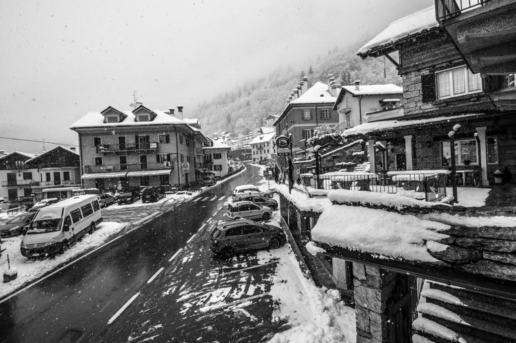 Albergo Meublè Vecchio Scarpone Baceno Exterior foto